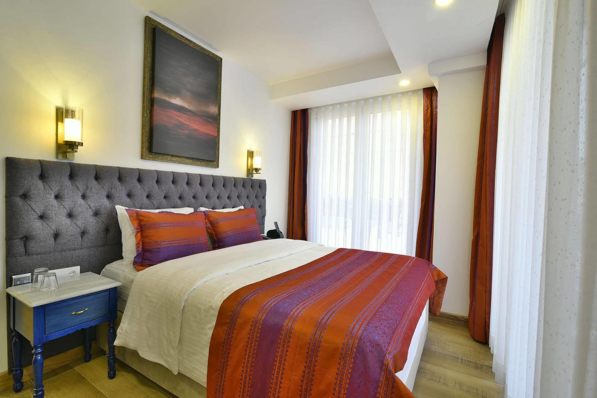 Life (adults Only) Hotel Istanboel
